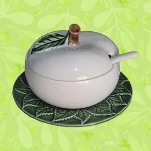 White Apple-Shaped Tureen & Plate
